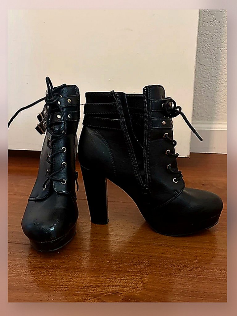 Black Top Moda Black High Heeled Ankle Booties